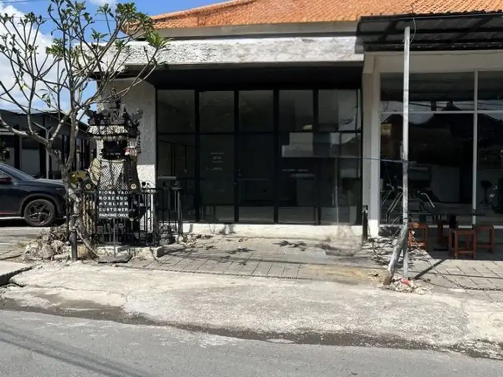 Strategic Shop Space For Rent, In Canggu Area