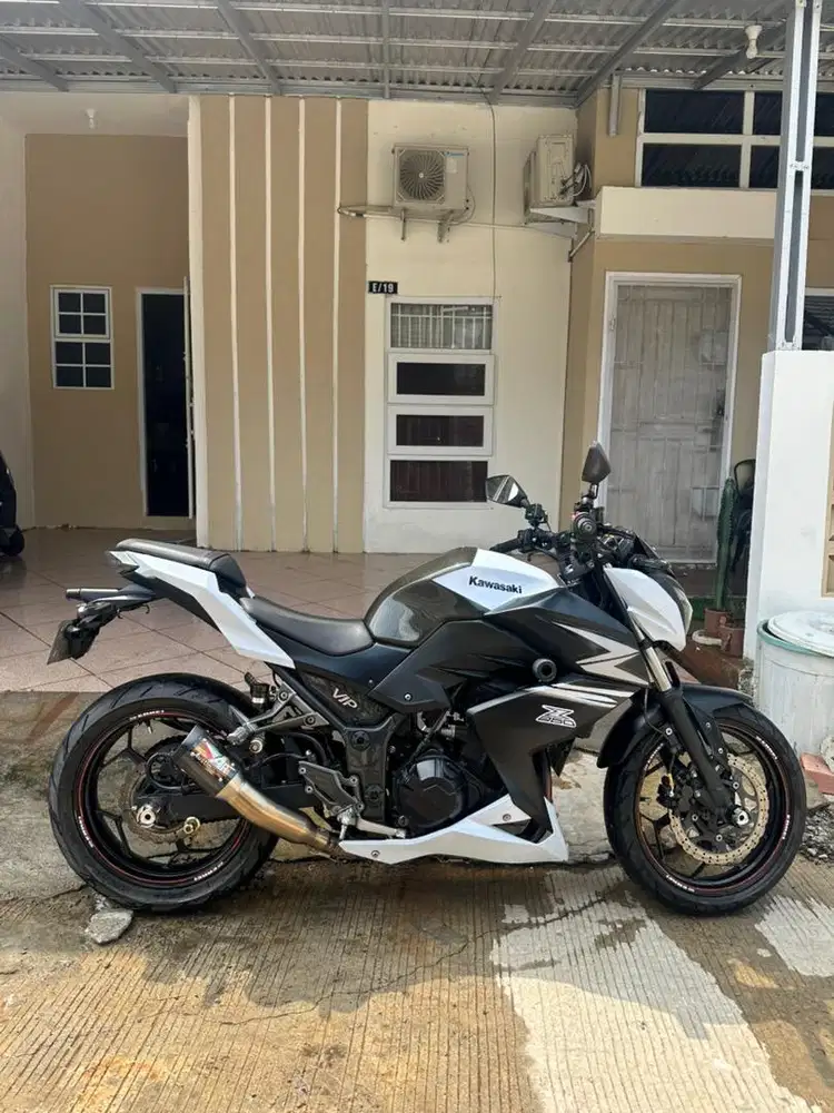 Kawasaki z250  ...