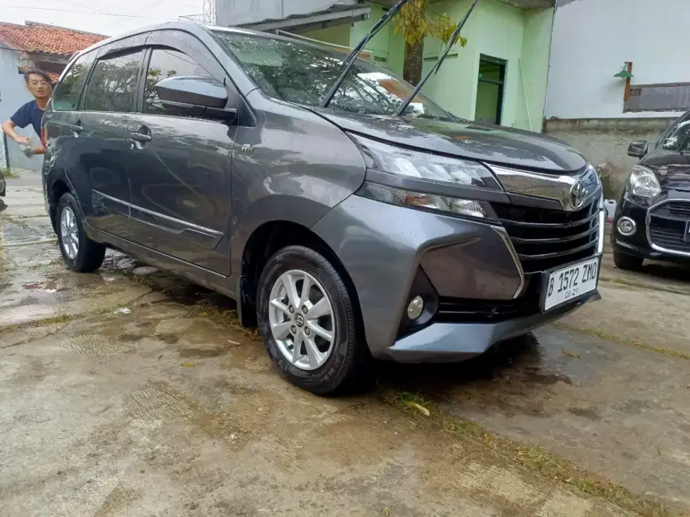 Rental mobil. Sewa mobil harian, mingguan & bulanan lepas kunci.