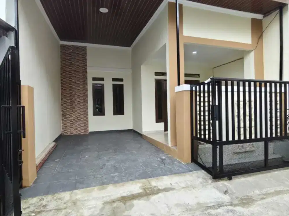 Dijual rumah baru di Taman Harapan Baru