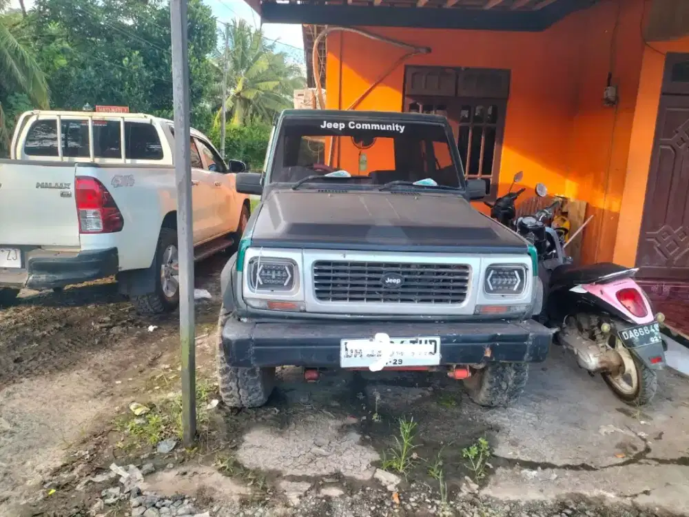 Di jual cpt mobil feroza