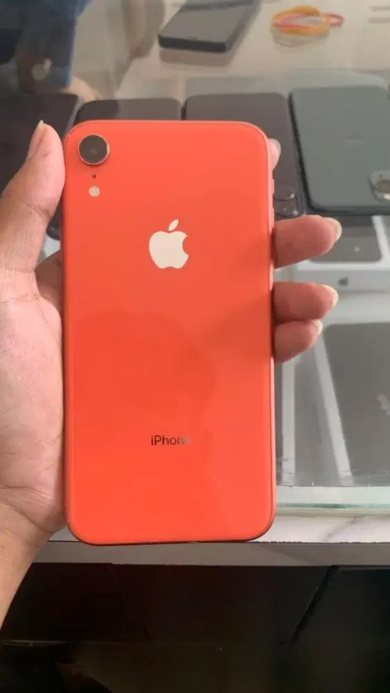 iphone Xr 128GB Kemeprin fullset mulus normal murah