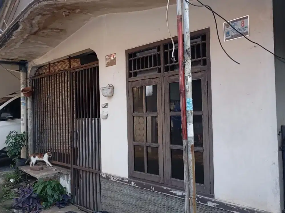 DIJUAL RUMAH STRATEGIS CIPAYUNG BAMBU APUS JAKARTA TIMUR