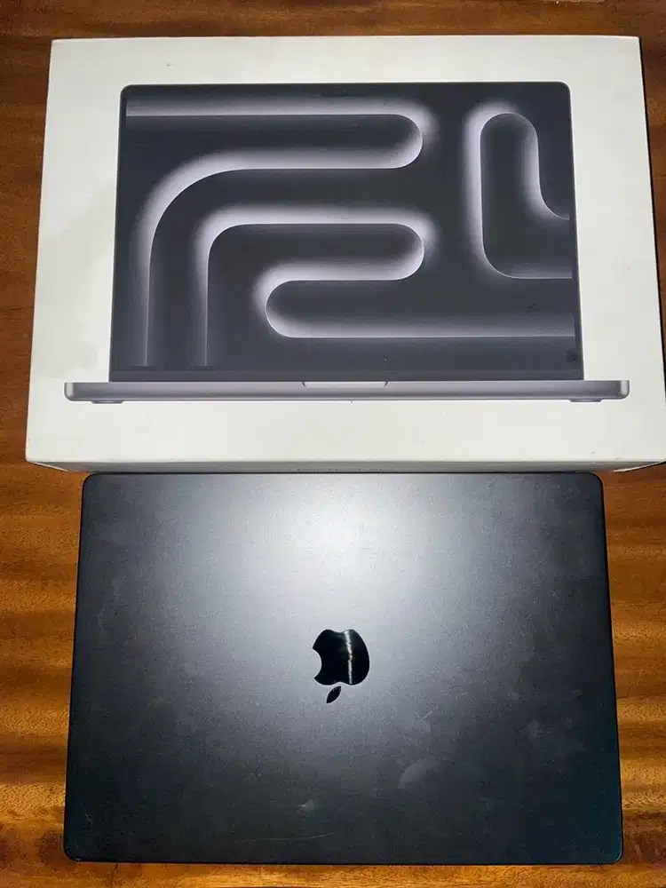 MacBook Pro M3 16inc 2023 18/512 Fullset BH 97%.