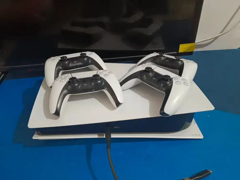 PLAYSTATION 5 DISC EDITION + 4 STICK ORIGINAL SONY