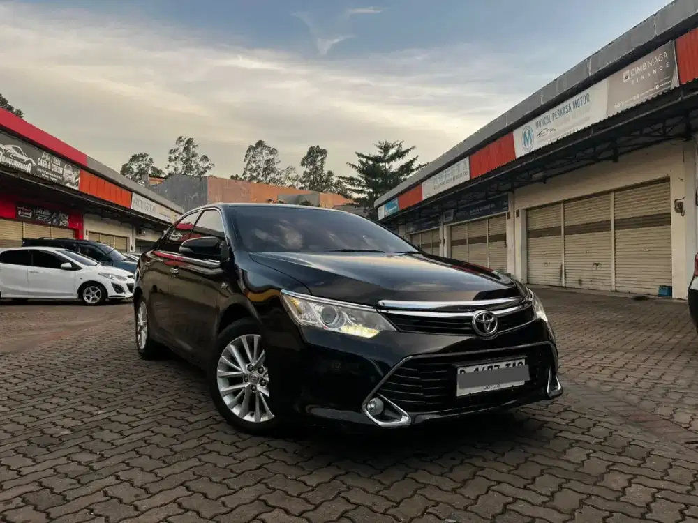 TOYOTA CAMRY 2.5 V AT 2018 HITAM