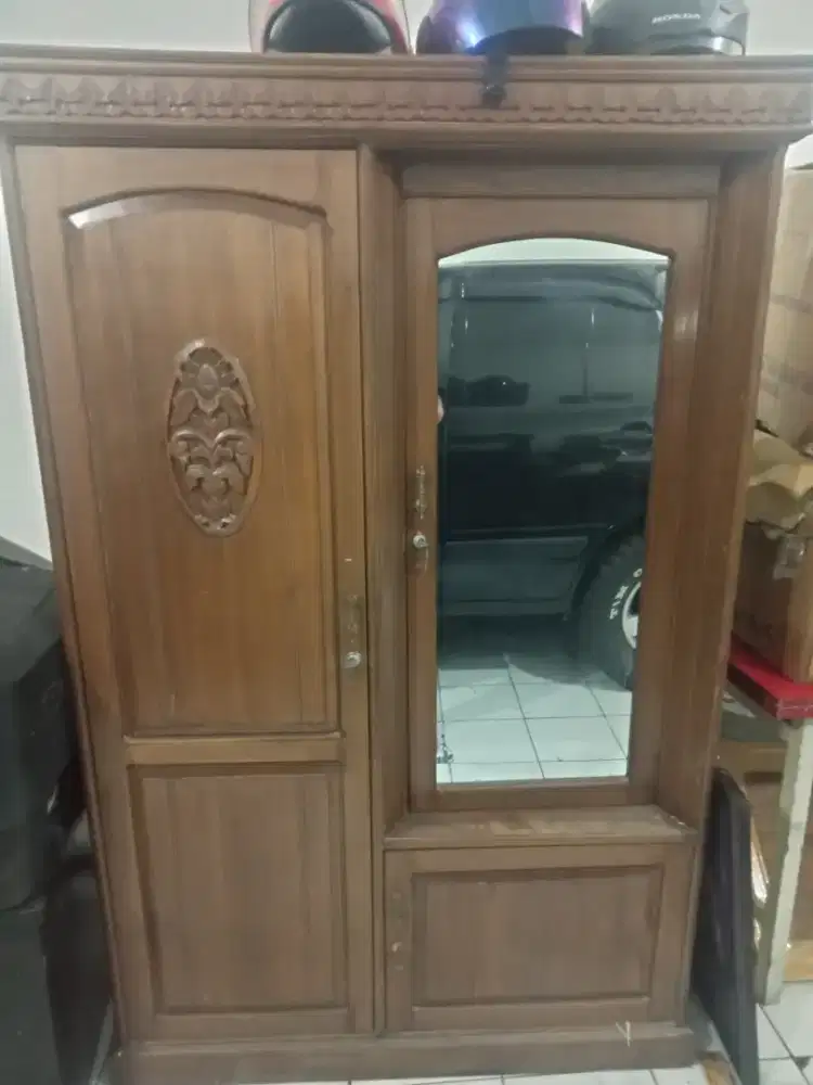 Jual BU lemari pakaian