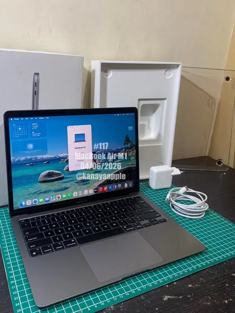 Macbook M1 Resmi Mulus cc 32 BH 97