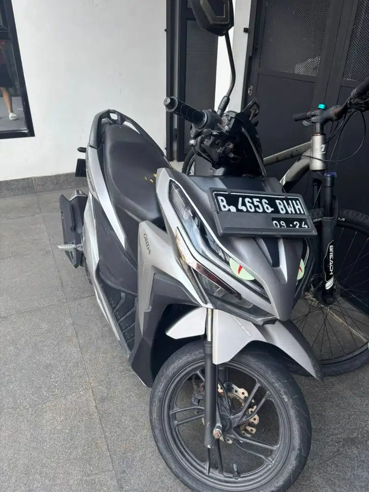 KM 12RB !! JUAL Motor Honda Vario 150 CC MATIC