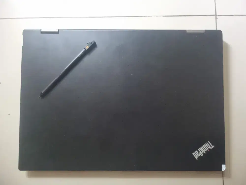 Laptop notebook Lenovo L390 kek Carbon