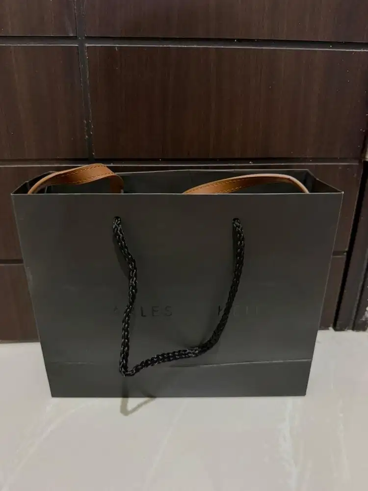 Tas charleskeith baru sekali pakai