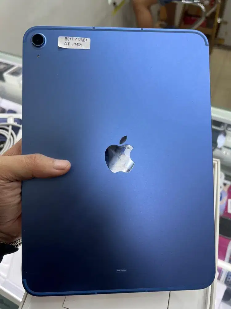 Ipad 11 128 wifi cell garansi ibox lengkap box