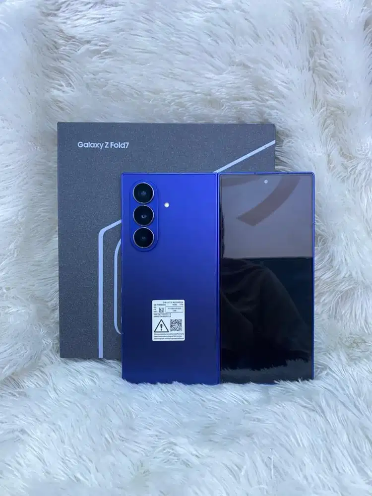 Samsung Zfold 7 ram 16/1Tb Blueshadow garansi agustus 2026#3Gcom