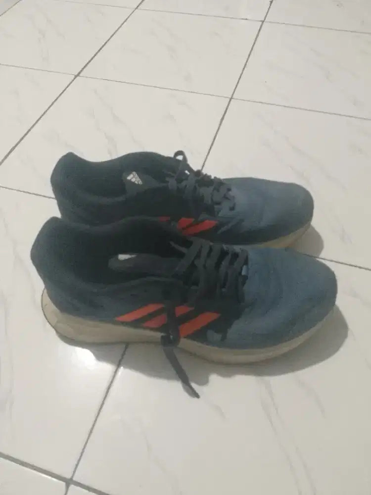 Jual sepatu adiddas