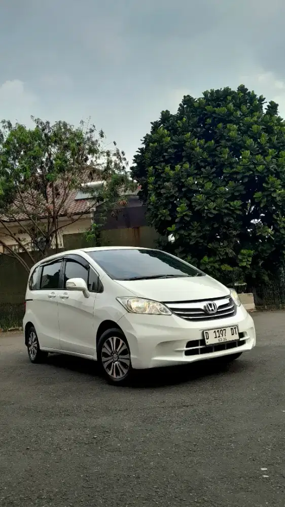 Honda freed psd