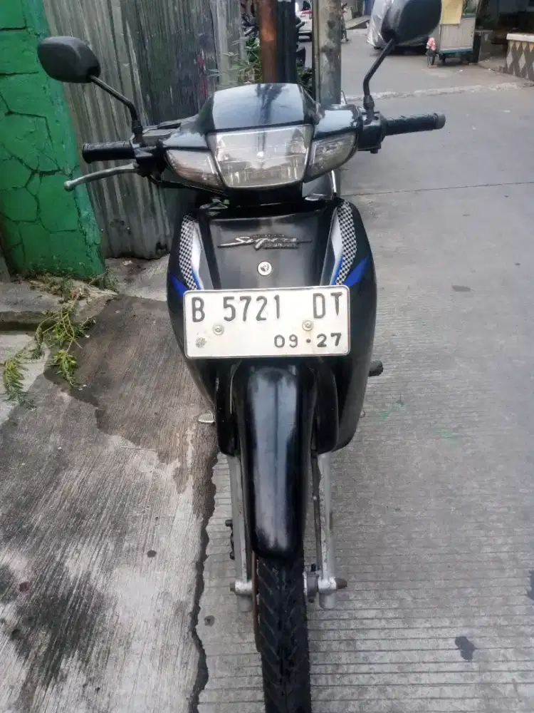 Honda supra x 2002