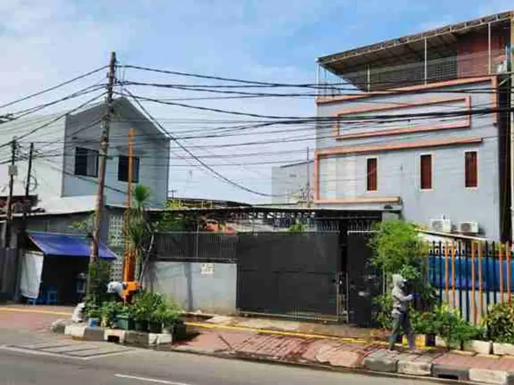 Dijual Rumah Tambora Latumenten Pinggir Jalan Raya Murah Sekali
