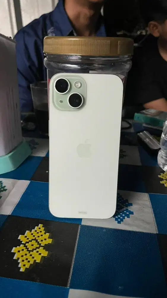 Iphone 15 Green
