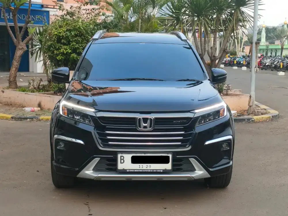 Honda BRV Prestige N7X 2024 Edition AT Gres LIKE NEW