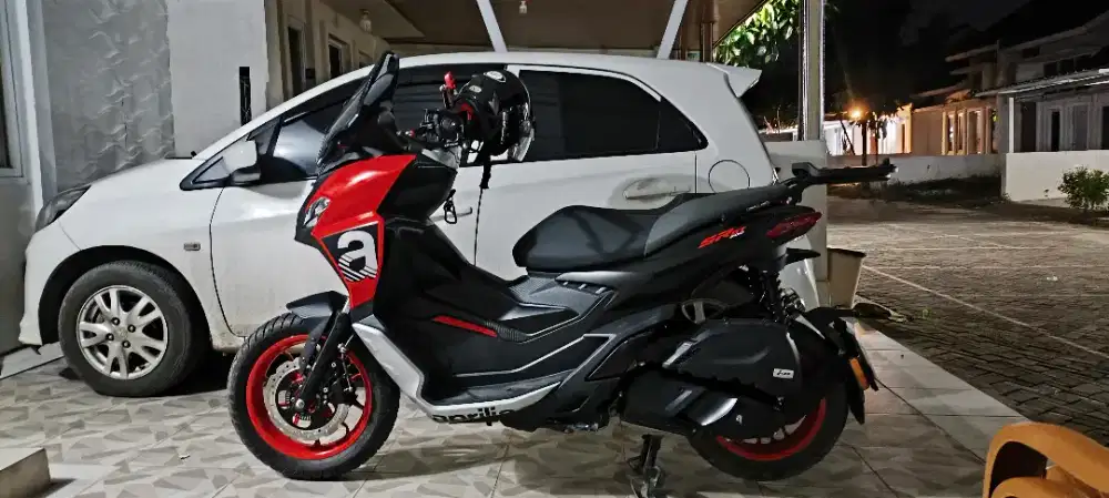 Aprilia SR GT 200 Sport