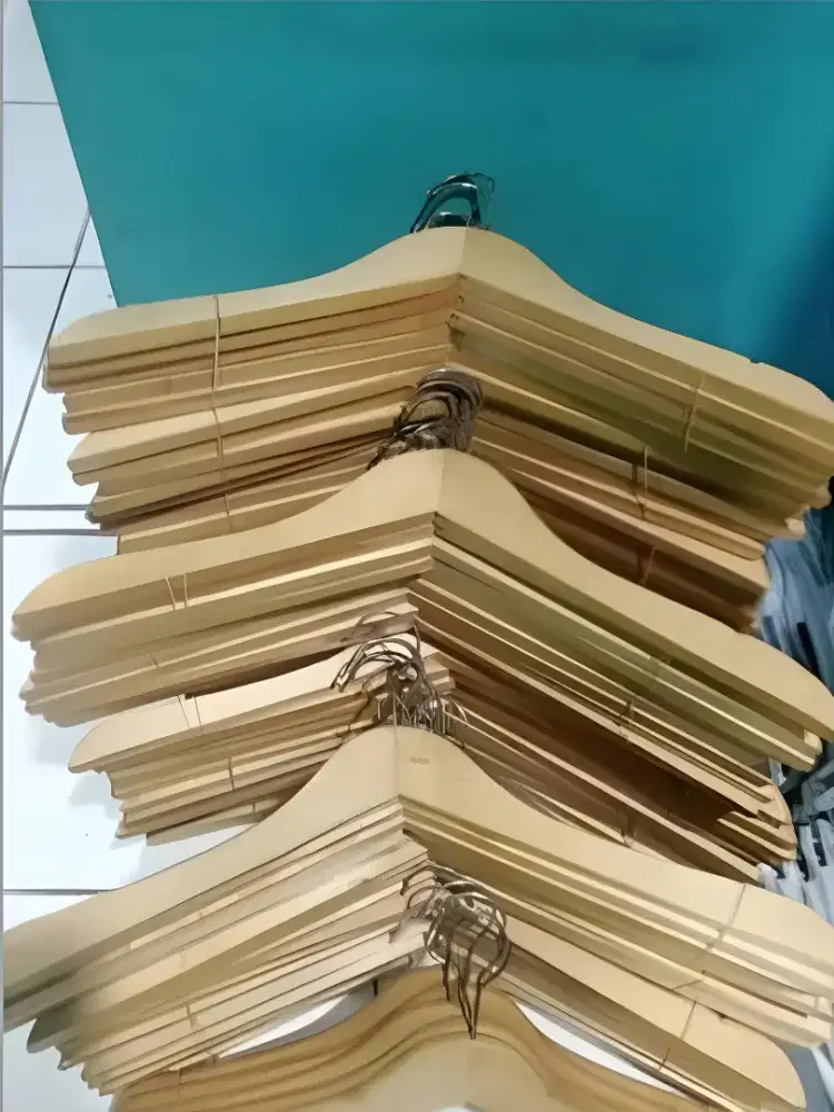 HANGER KAYU, HANGER PLASTIK, HANGER CELANA DEWASA