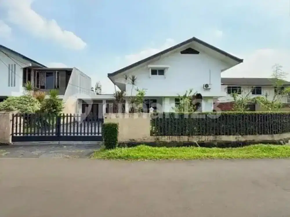 HOT BANGET! RUMAH MEWAH DALAM TOWNHOUSE EKSKLUSIF CILANDAK KKO