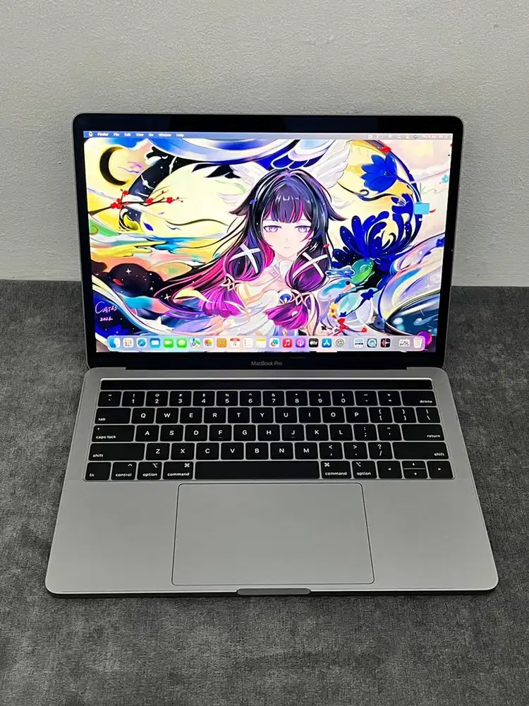 Macbook pro 2019 || Ram 8gb || Ssd 256gb || Core i5 || 13inch