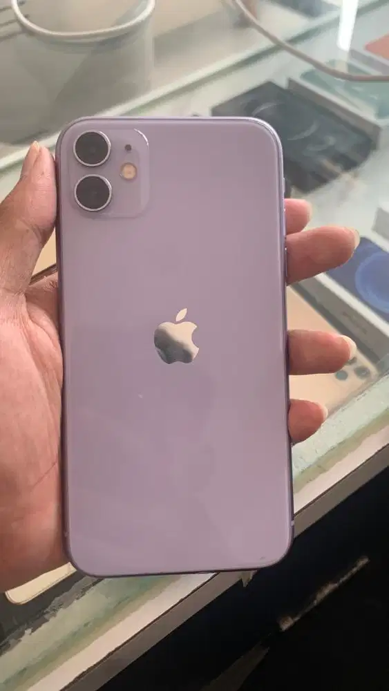 iPhone 11 128Gb kemenprin Fullset Mulus Lengkap