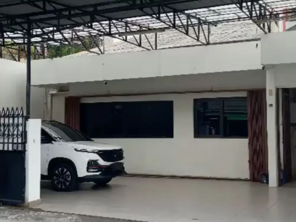 Turun Harga, Dijual Cepat Rumah di Jl.Kerajinan, Jakarta Barat