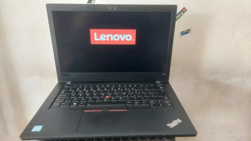 JUAL LAPTOP LENOVO THINKPAD T480 INTEL CORE I5-8250U RAM16GB SSD256GB