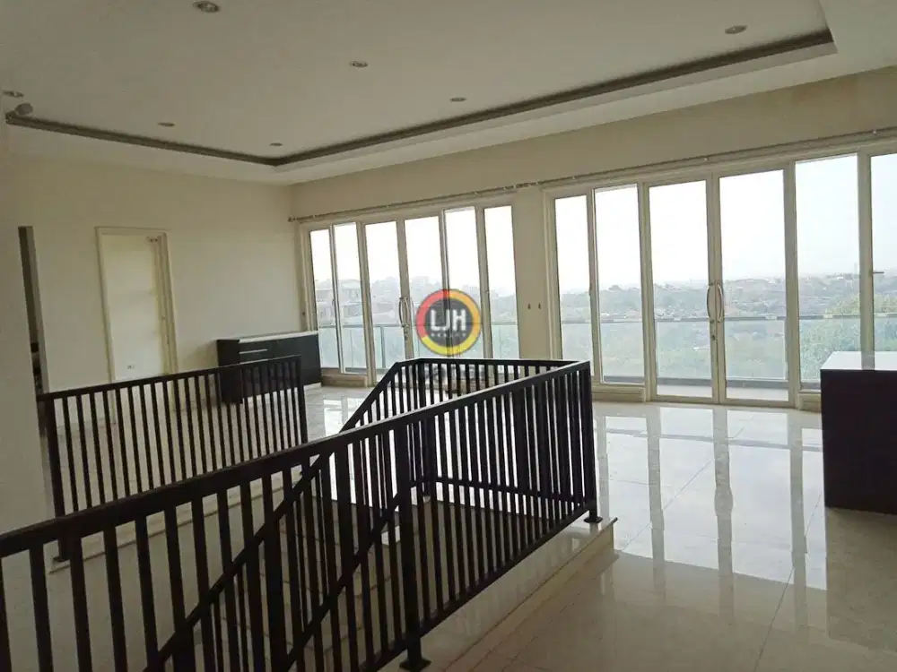 Rumah di Candi Golf Residence Bukit Golf Semarang