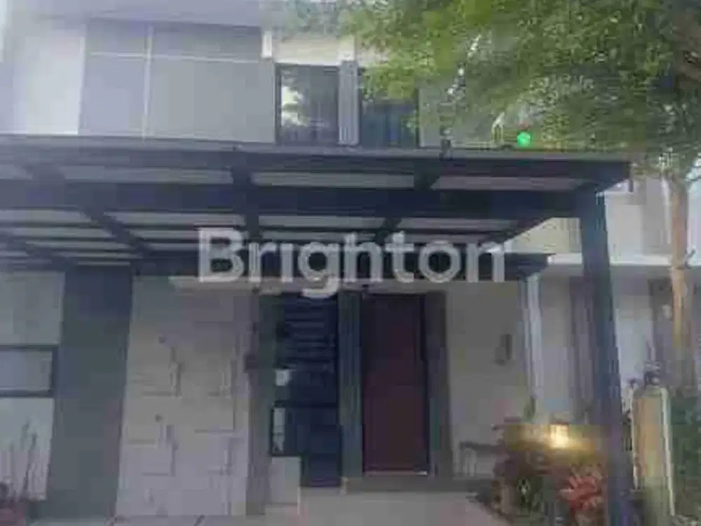 RUMAH CANTIK  2 LANTAI DI JUAL