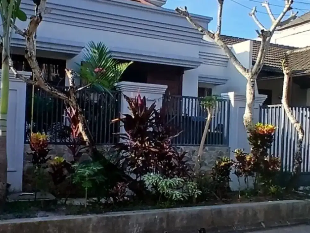 RUMAH DI PURI GADING JIMBARAN BADUNG