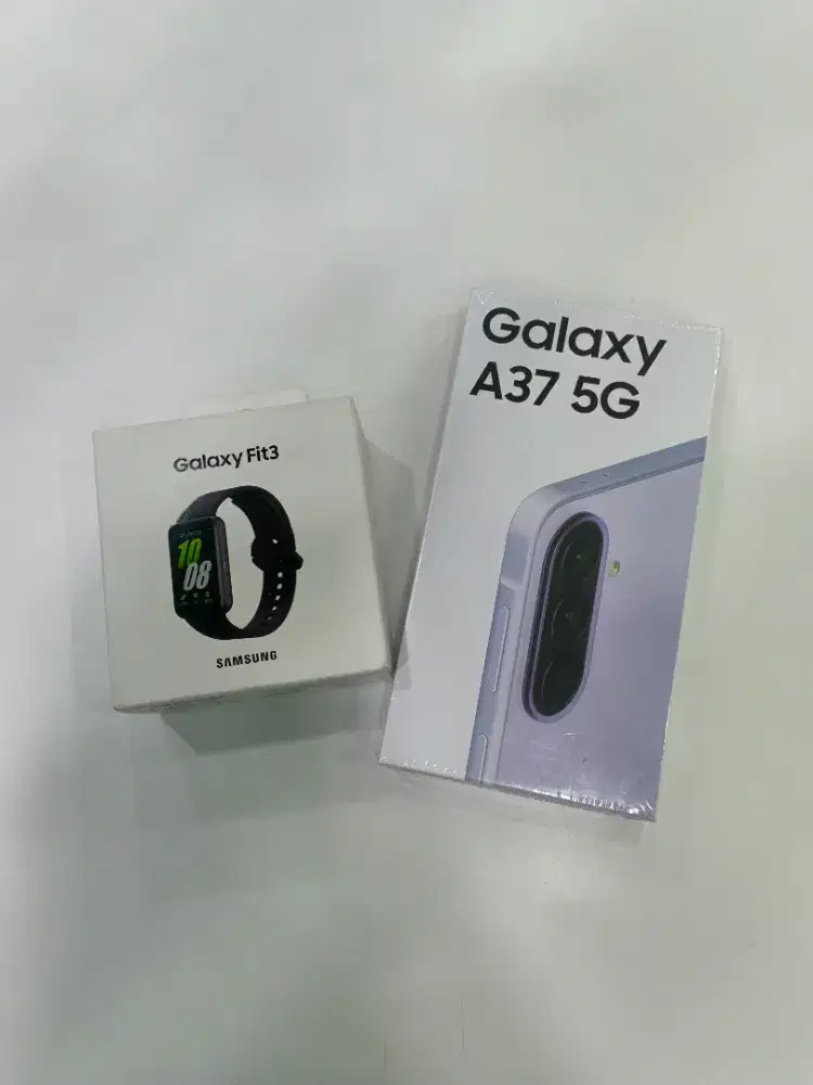 Samsung galaxy A37 8/256gb + galaxy Fit 3