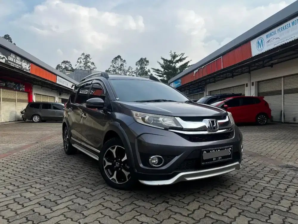 HONDA BRV PRESTIGE CVT 2016 STEEL GREY EDITION !!
