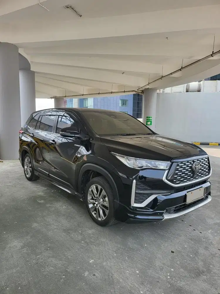 Dijual innova zenix tipe Q