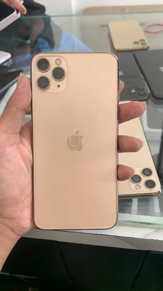 iphone 11 PRO MAX 256GB kemenprin Fullset mulus lengkap