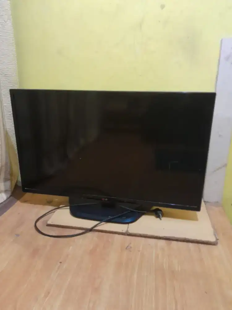 lcd tv 39 inch merk LG