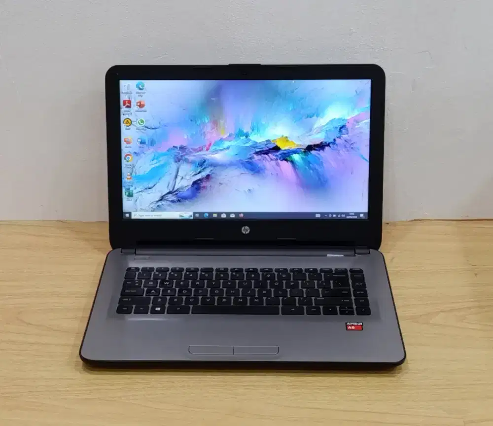 Laptop HP 14-an004AU prosesor AMD A8-7410 RAM 4GB HDD 500GB