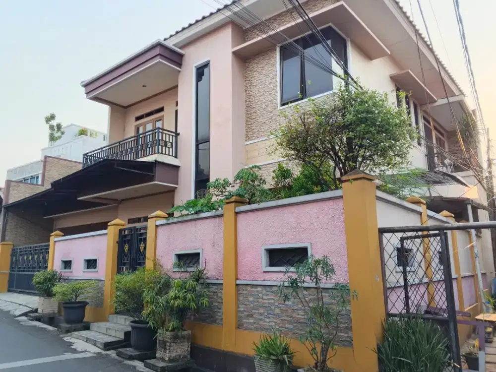 Di Jual Rumah 2 Lantai Lokasi Startegis di Manggarai , Tebet, Jakarta Selatan