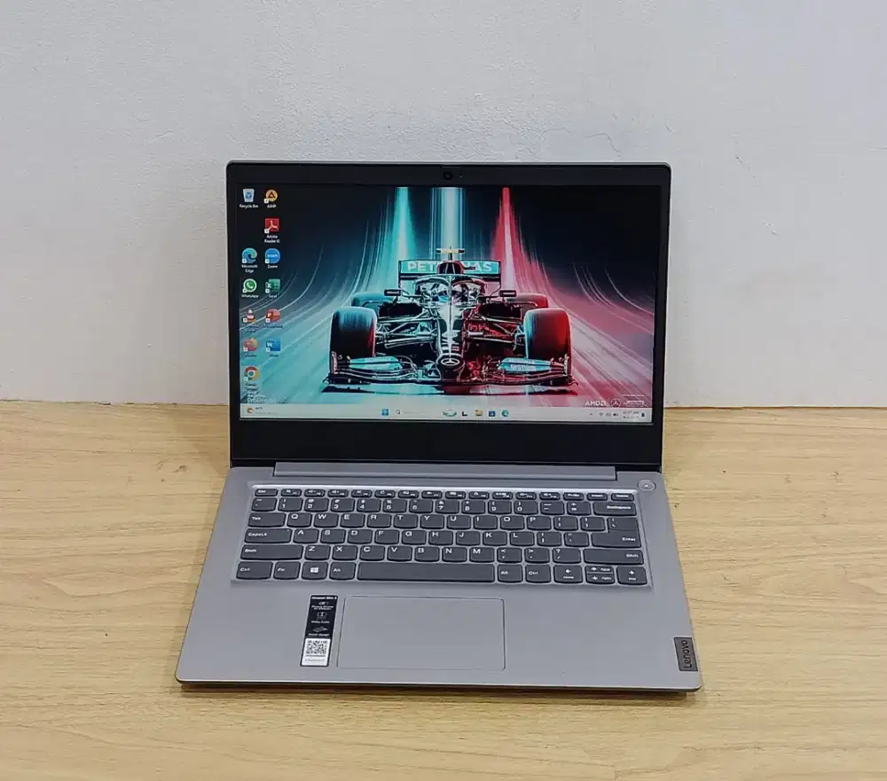 Laptop lenovo Ideapad slim 3 processor AMD 3020e RAM 4GB SSD 256GB