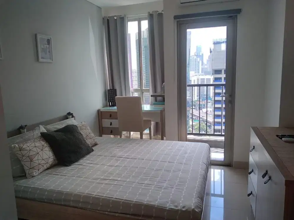 Disewakan Apartemen The Newton Luas 32M2 Type Studio @ Ciputra -Jakarta Selatan