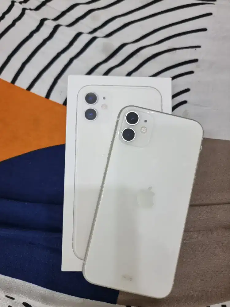 Iphone 11 64GB ibox mulus lengkap