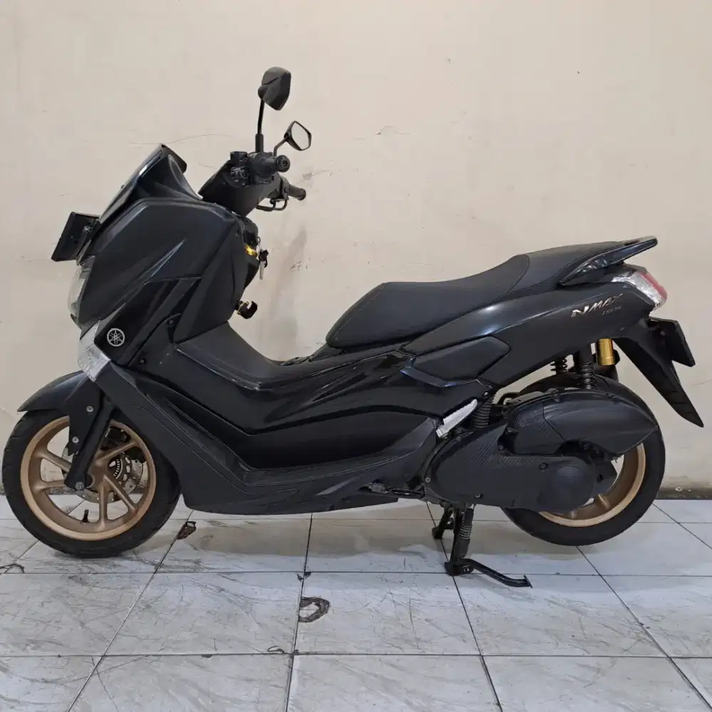 Yamaha Nmax 2018 KM 5000 full orisinil