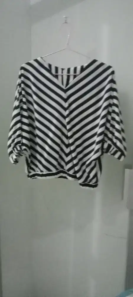 Prelove baju atasan wanita