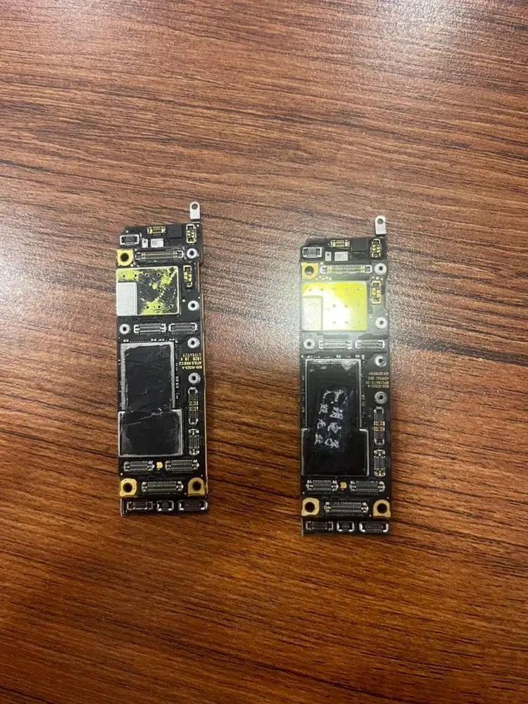 mesin iphone 11 lock icloud dan matot