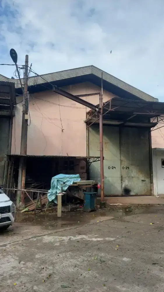 Gudang Strategis Dijual / Disewakan - Lokasi Premium, Siap Pakai