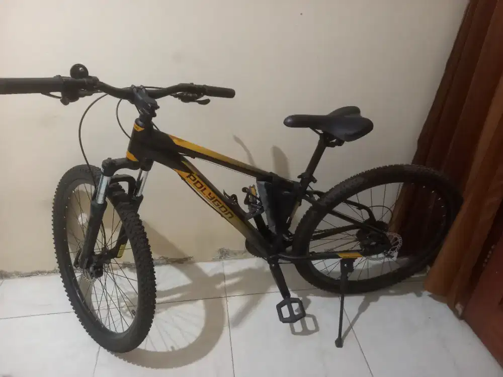 Sepeda Polygon size S