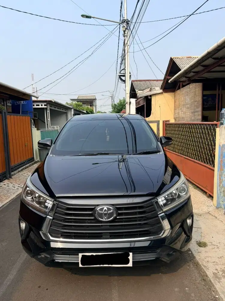 TOYOTA KIJANG INNOVA REBORN 2.4 V DIESEL AT