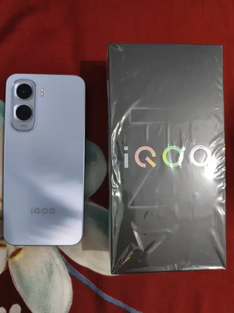 VIVO IQOO Z11 8/256 RAM 8GB INTERNAL 256GB FULLSET LIKE NEW TT BT